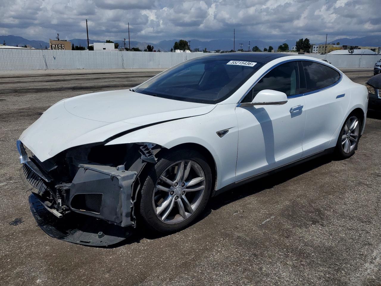 2012 Tesla Model S, VIN 5YJSA1CN1CFP02580 — Перед