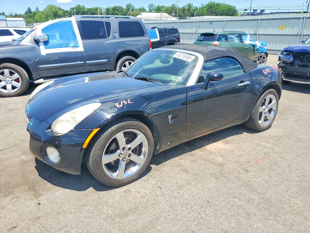 2008 Pontiac Solstice, VIN 1G2MB35B08Y105159 — Front end