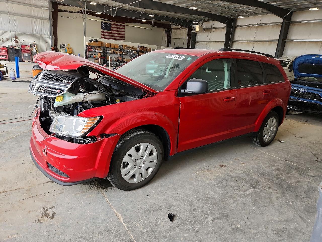 2018 Dodge Journey SE, VIN 3C4PDCAB6JT534161 — Перед