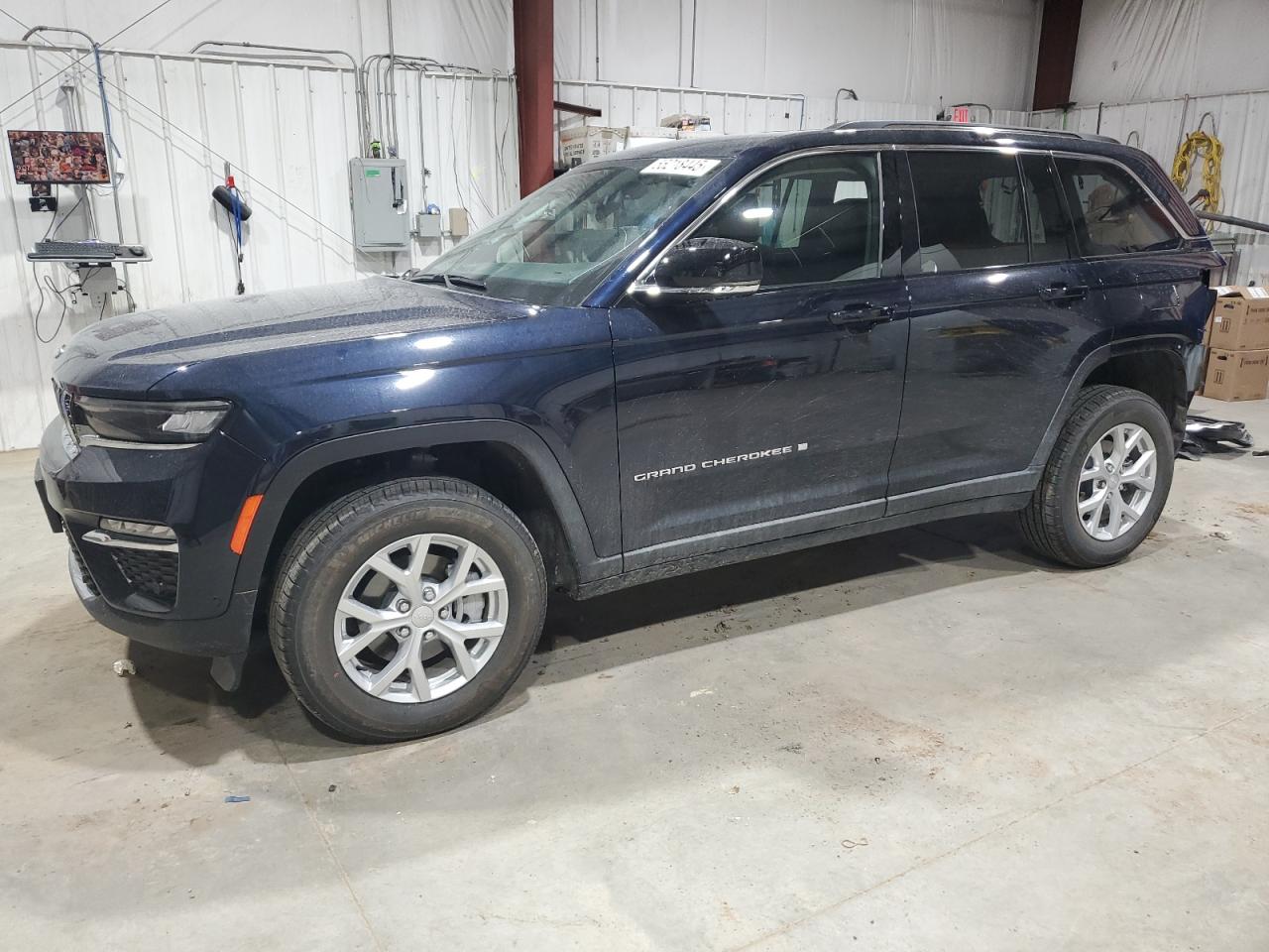 2023 Jeep Grand Cherokee Limited, VIN 1C4RJHBG9P8892029 — Rear end