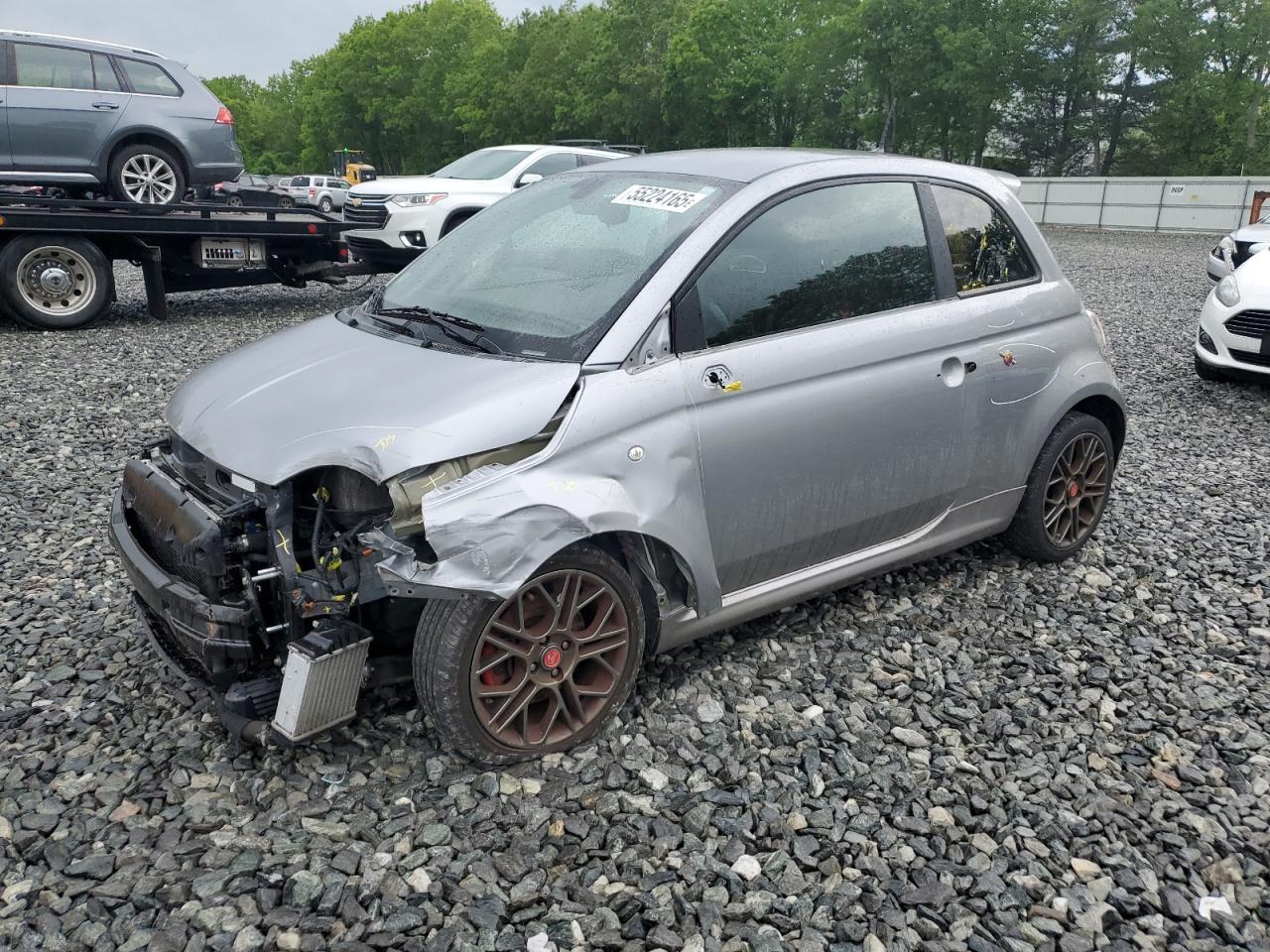 2018 FIAT 500 Abarth, VIN 3C3CFFFH2JT469627 — Перед