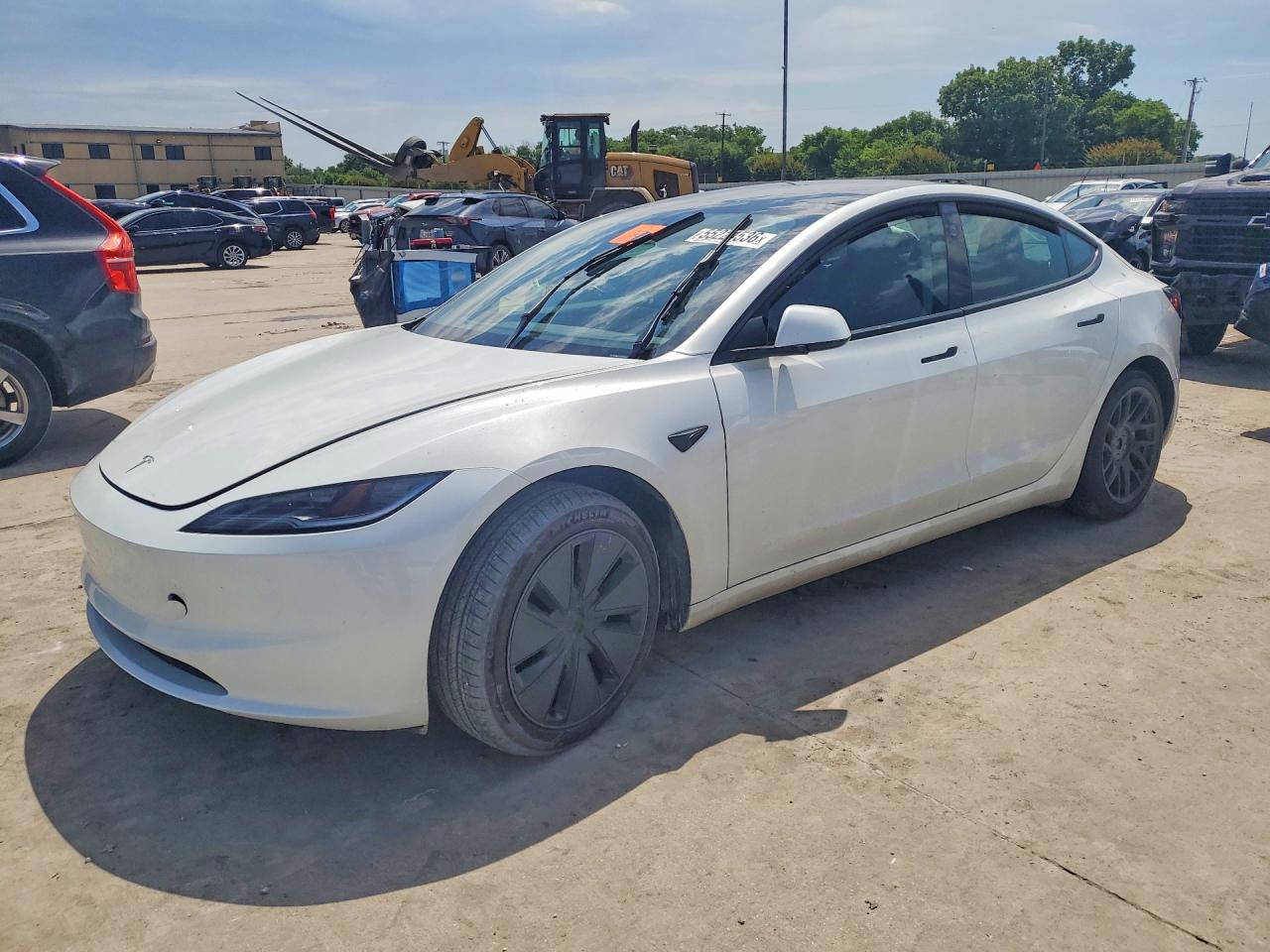 2025 Tesla Model 3 Long Range, VIN 5YJ3E1EA9SF964834 — Зад