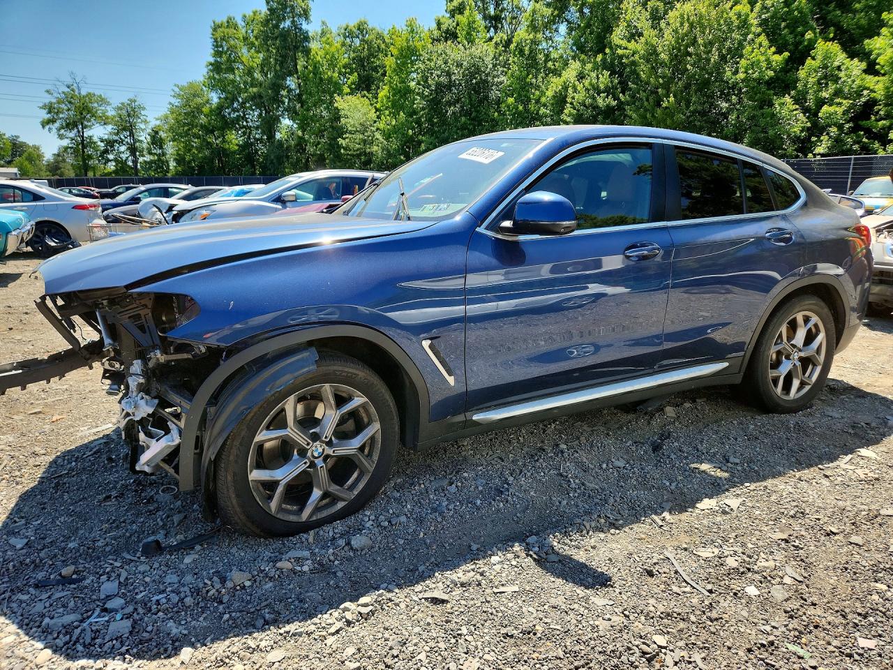 2022 BMW X4 xDrive30i, VIN 5UX33DT07N9L96355 — Front end