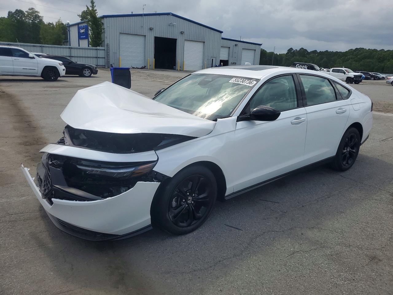 2025 Honda Accord SE, VIN 1HGCY1F46SA073023 — Front end