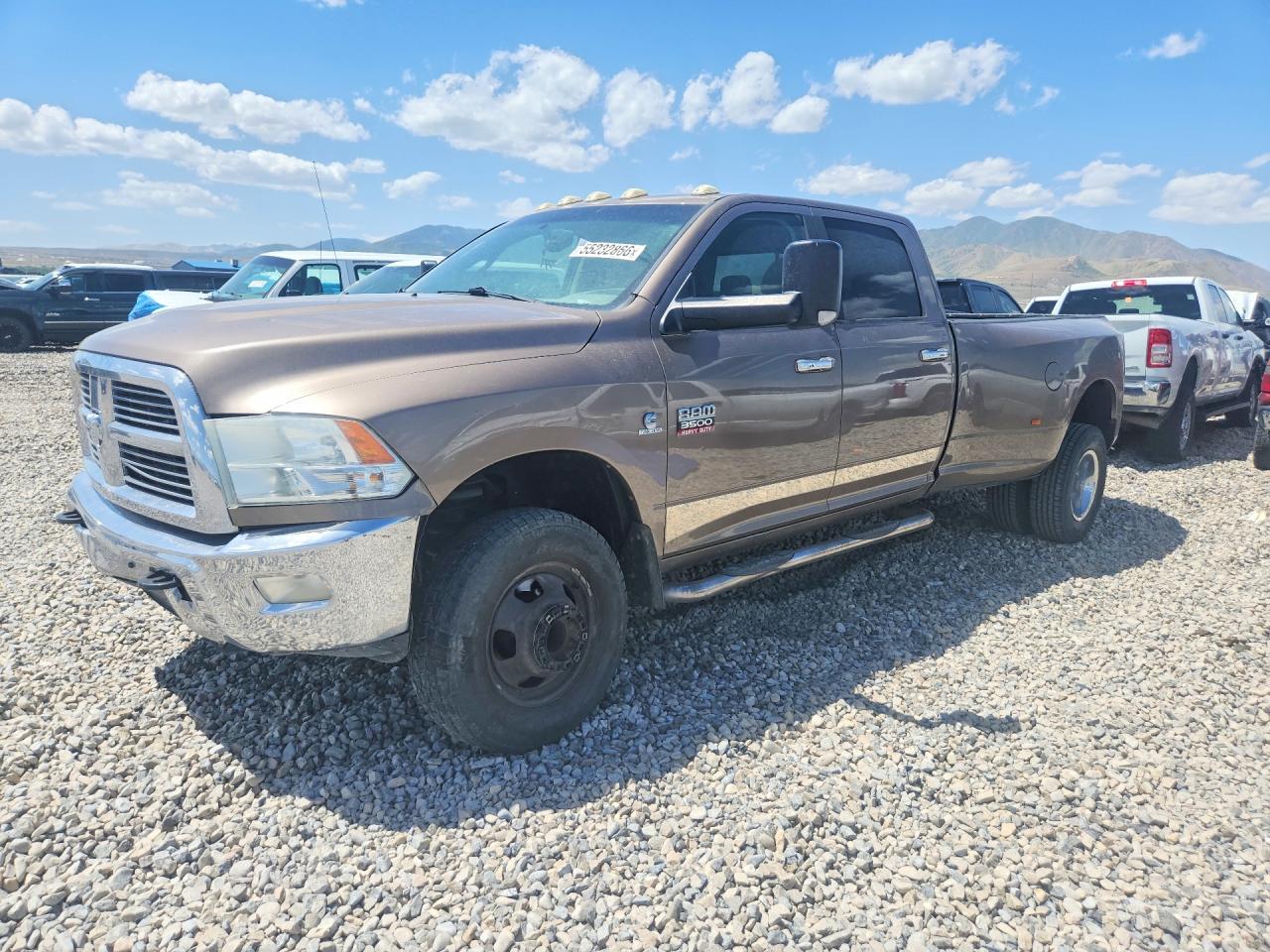 2010 Dodge 3500 SLT, VIN 3D73Y4CL1AG137230 — Front end