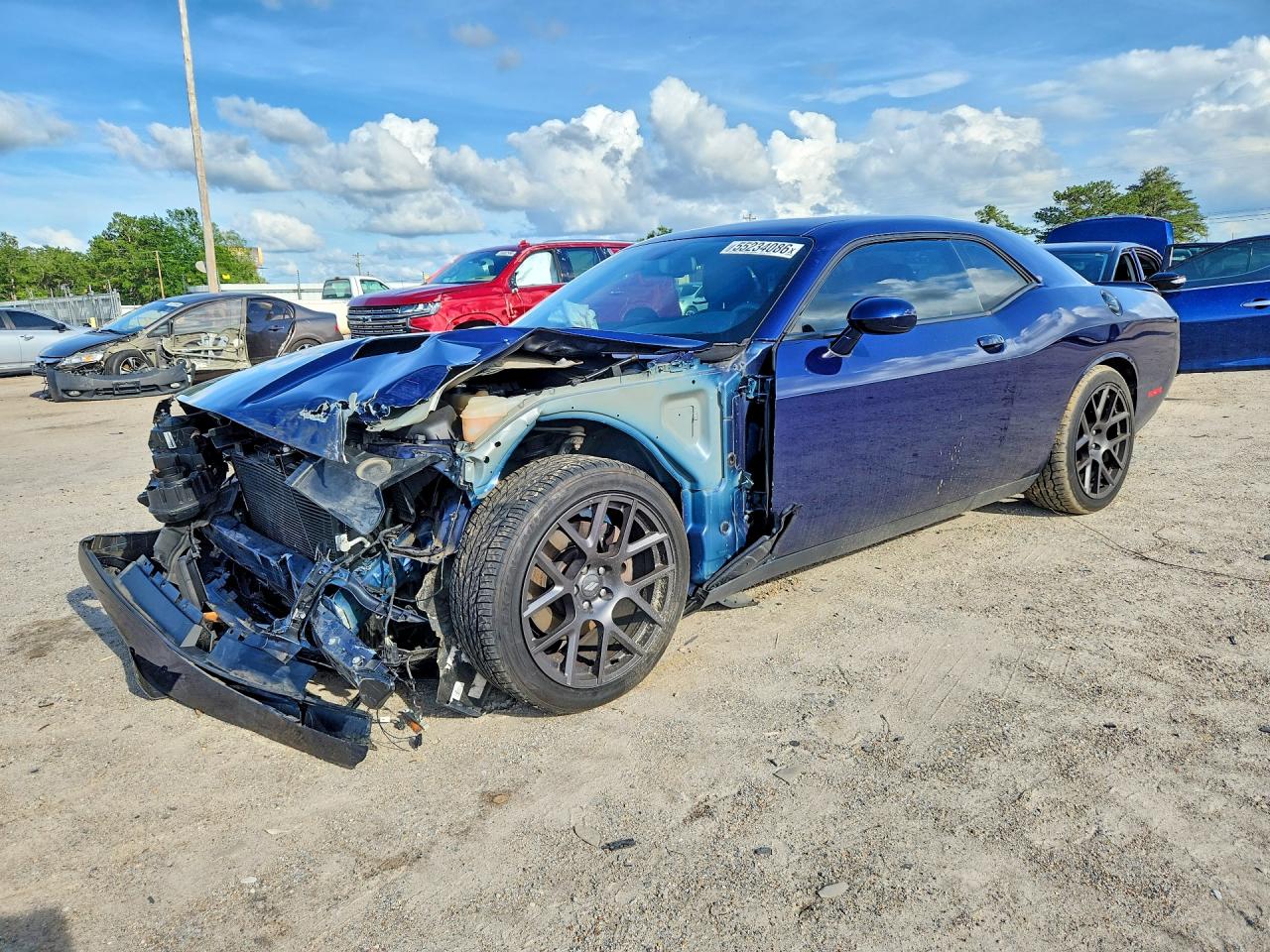2017 Dodge Challenger R/T Plus, VIN 2C3CDZBT8HH627196 — Front end