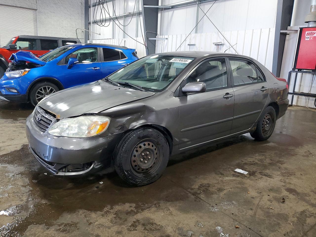 2008 Toyota Corolla CE, VIN 1NXBR32E78Z952986 — Front end