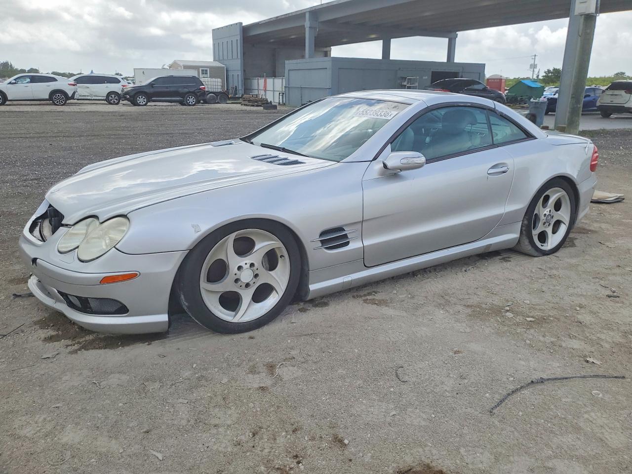 2004 Mercedes-Benz SL 500, VIN WDBSK75F04F065151 — Minor dents and scratches