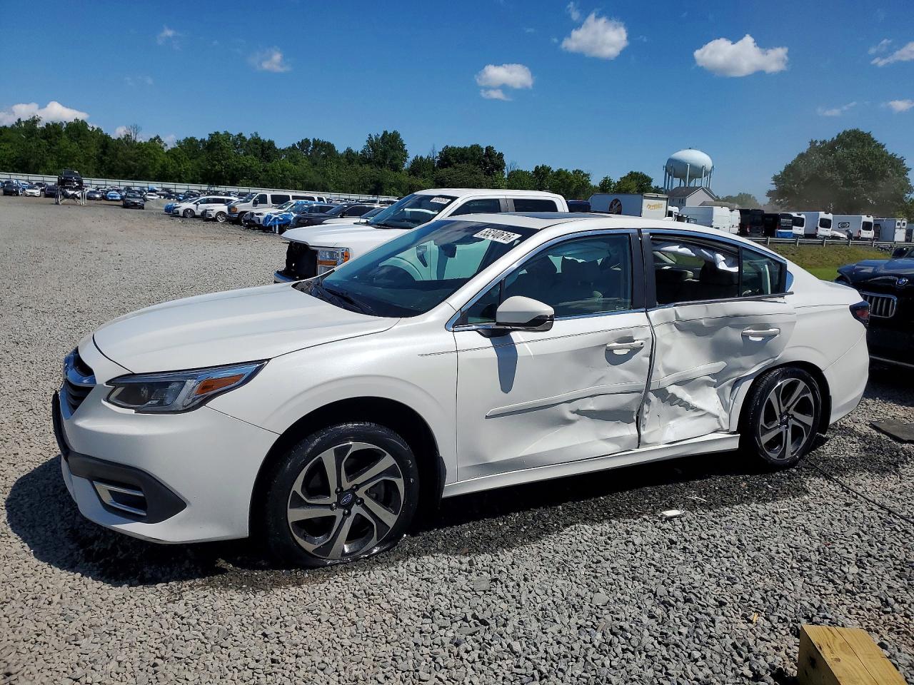 2020 Subaru Legacy Limited, VIN 4S3BWAN66L3024316 — Перед