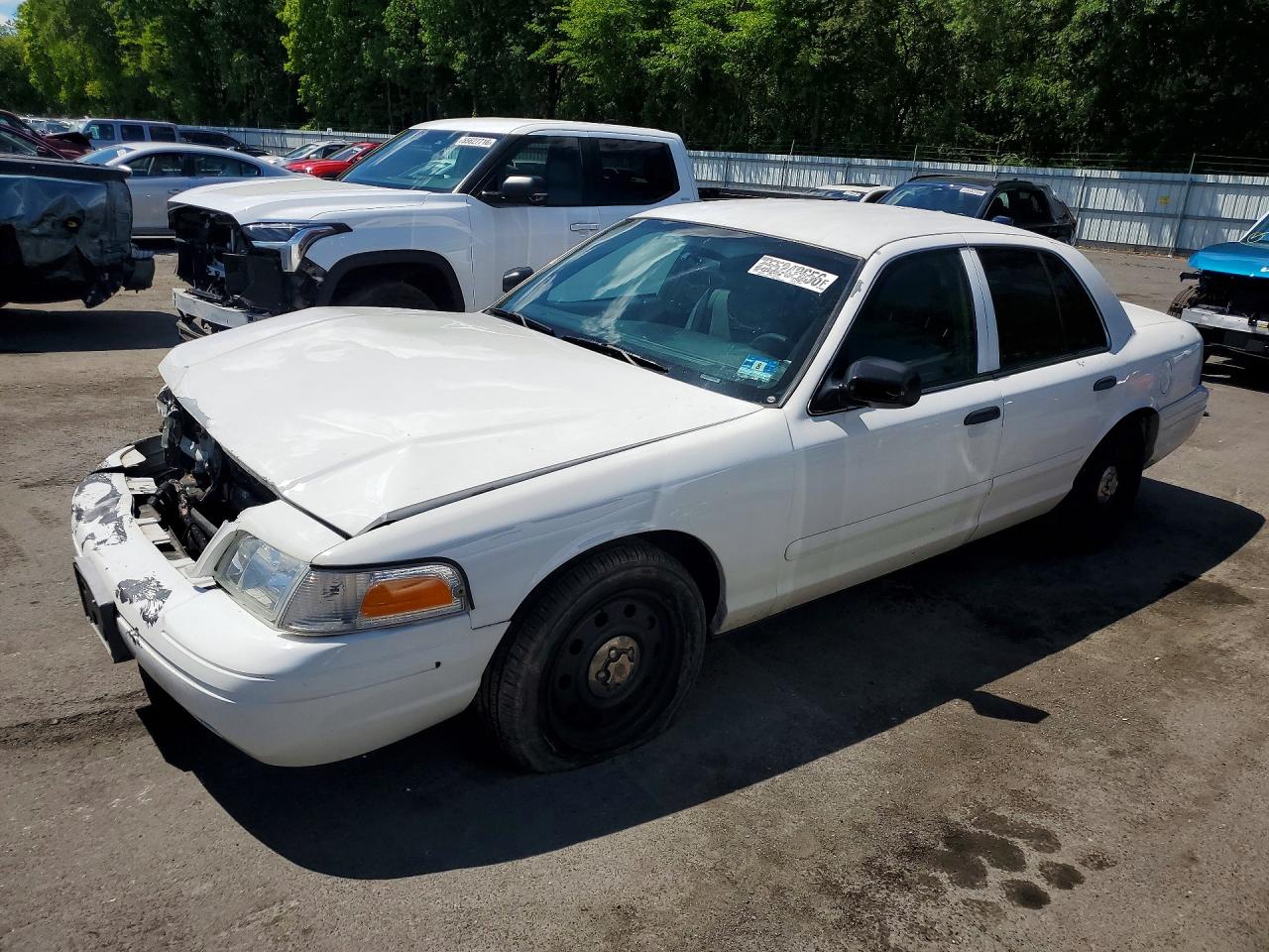 2008 Ford Police Interceptor, VIN 2FAHP71V08X109420 — Front end