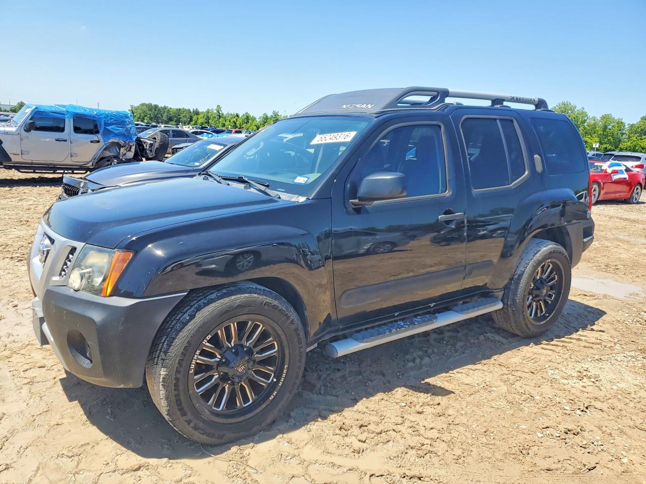 2014 Nissan Xterra S, VIN 5N1AN0NUXEN803132 — Front end
