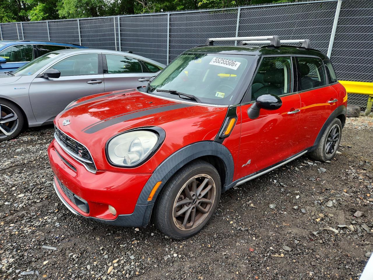 2015 MINI Countryman S, VIN WMWZC5C54FWP45856 — Minor dents and scratches