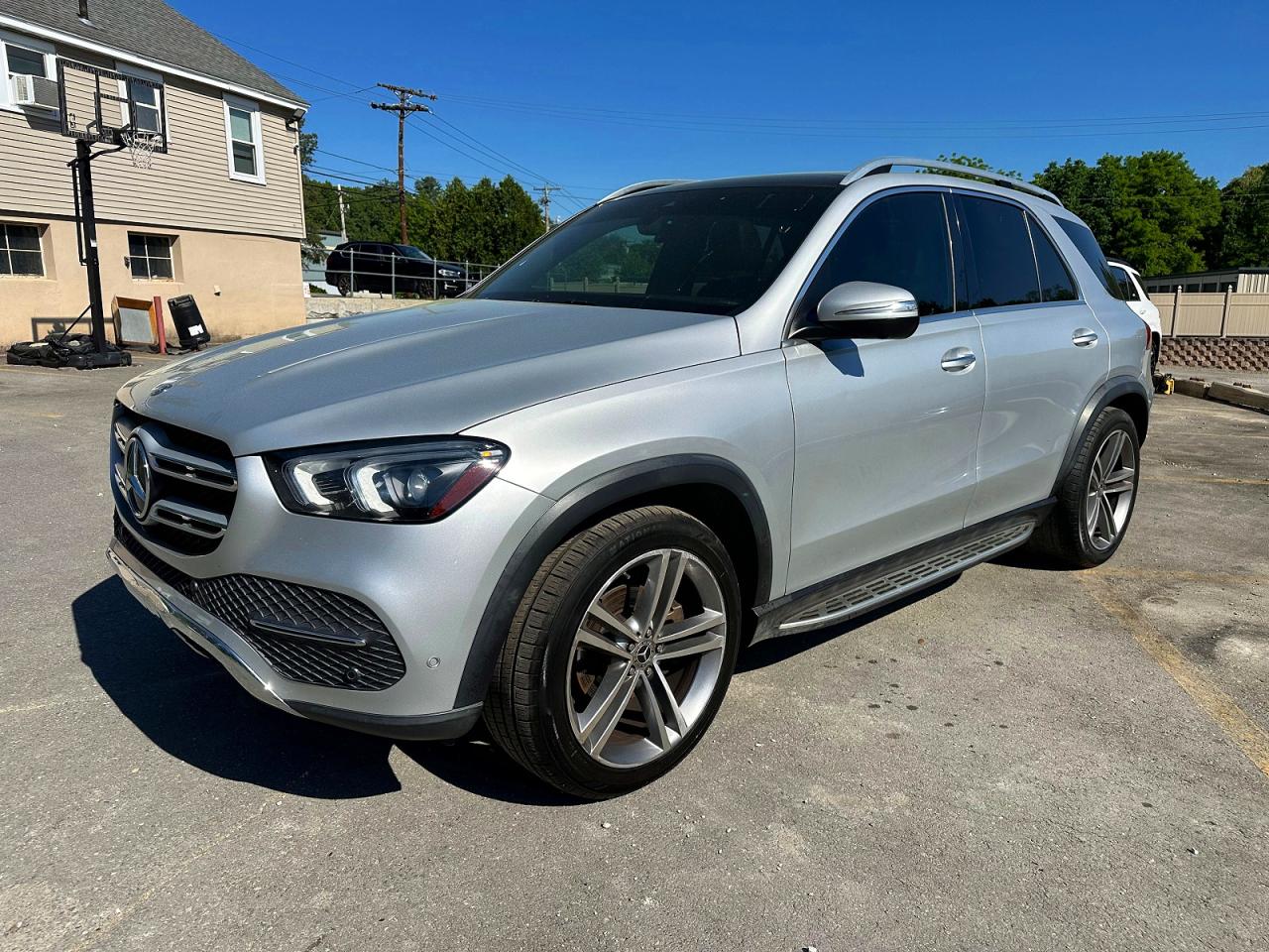 2020 Mercedes-Benz GLE 350, VIN 4JGFB4KB1LA025476 — Minor dents and scratches