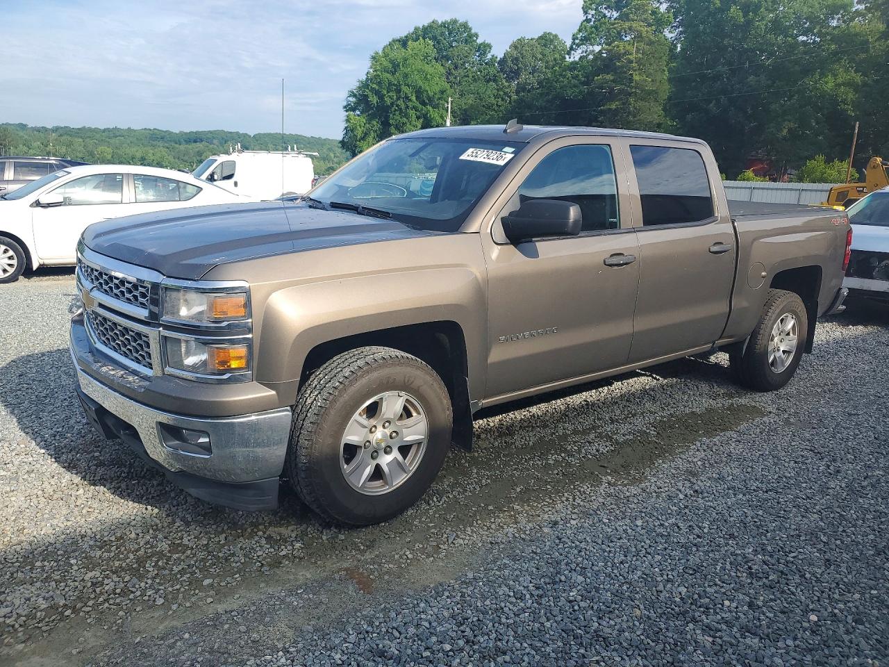 2014 Chevrolet Silverado 1500 LT, VIN 3GCUKREC3EG183478 — Side