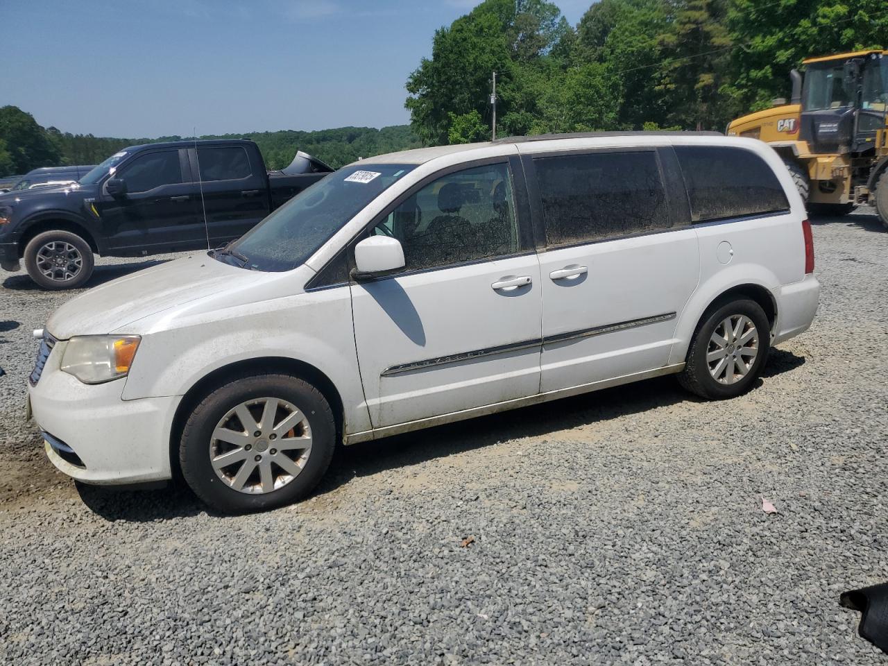 2014 Chrysler Town & Country Touring, VIN 2C4RC1BG8ER272839 — Prior damage history
