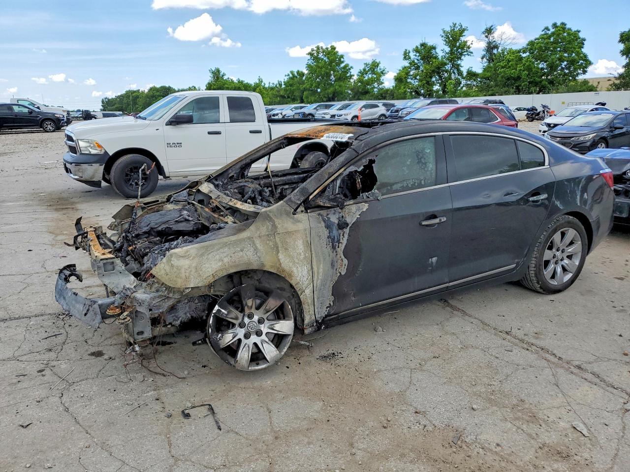 2011 Buick LaCrosse CXS, VIN 1G4GE5ED5BF173744 — Burn