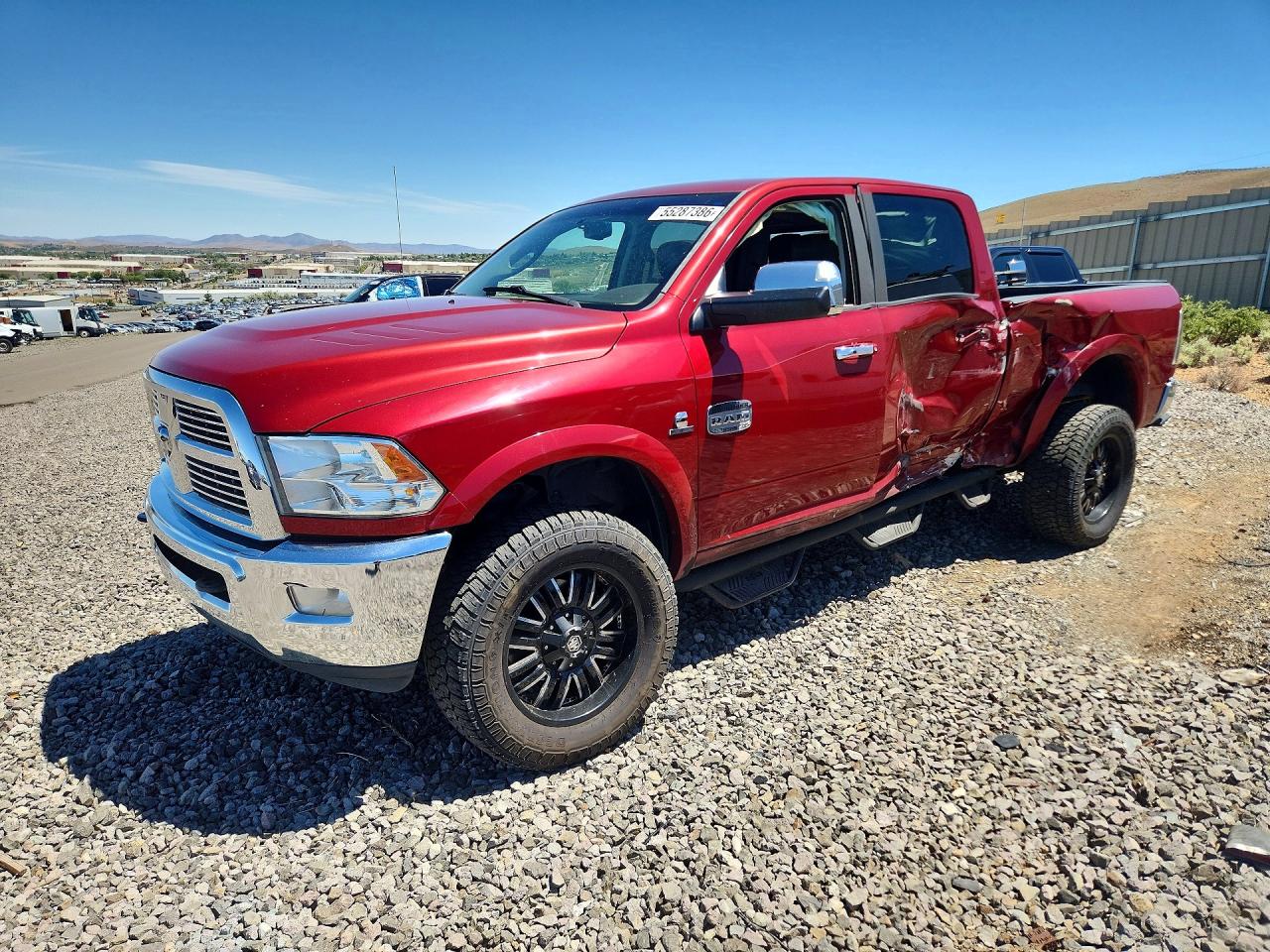 2012 Ram 3500 Laramie Longhorn, VIN 3C63D3FL8CG234933 — Бок