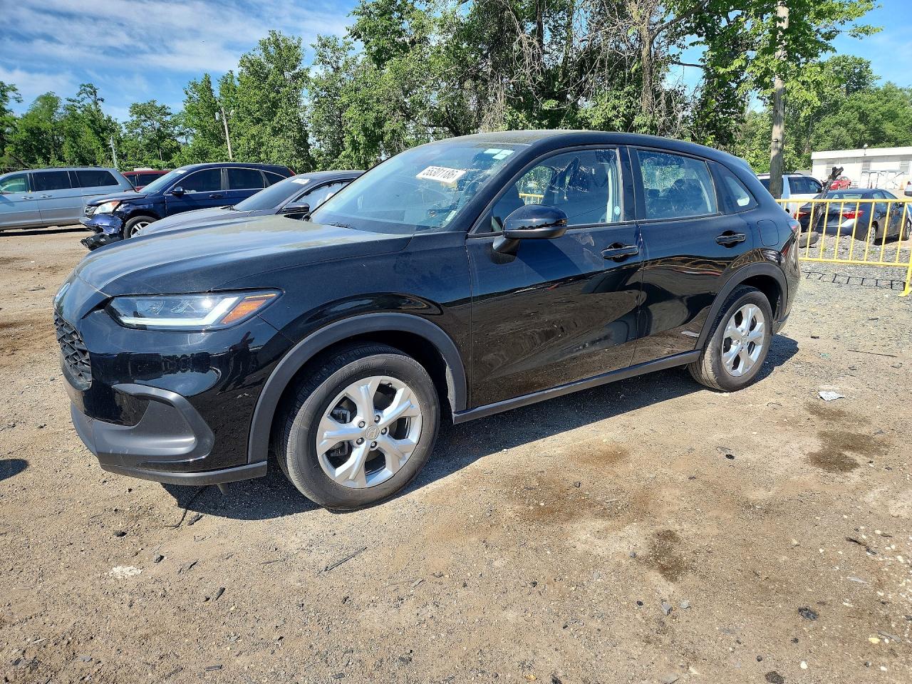 2025 Honda HR-V LX, VIN 3CZRZ1H39SM750556 — Minor dents and scratches