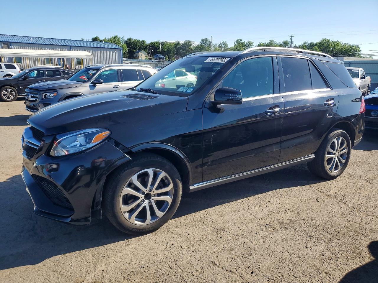 2016 Mercedes-Benz GLE 350, VIN 4JGDA5JB6GA803651 — Minor dents and scratches