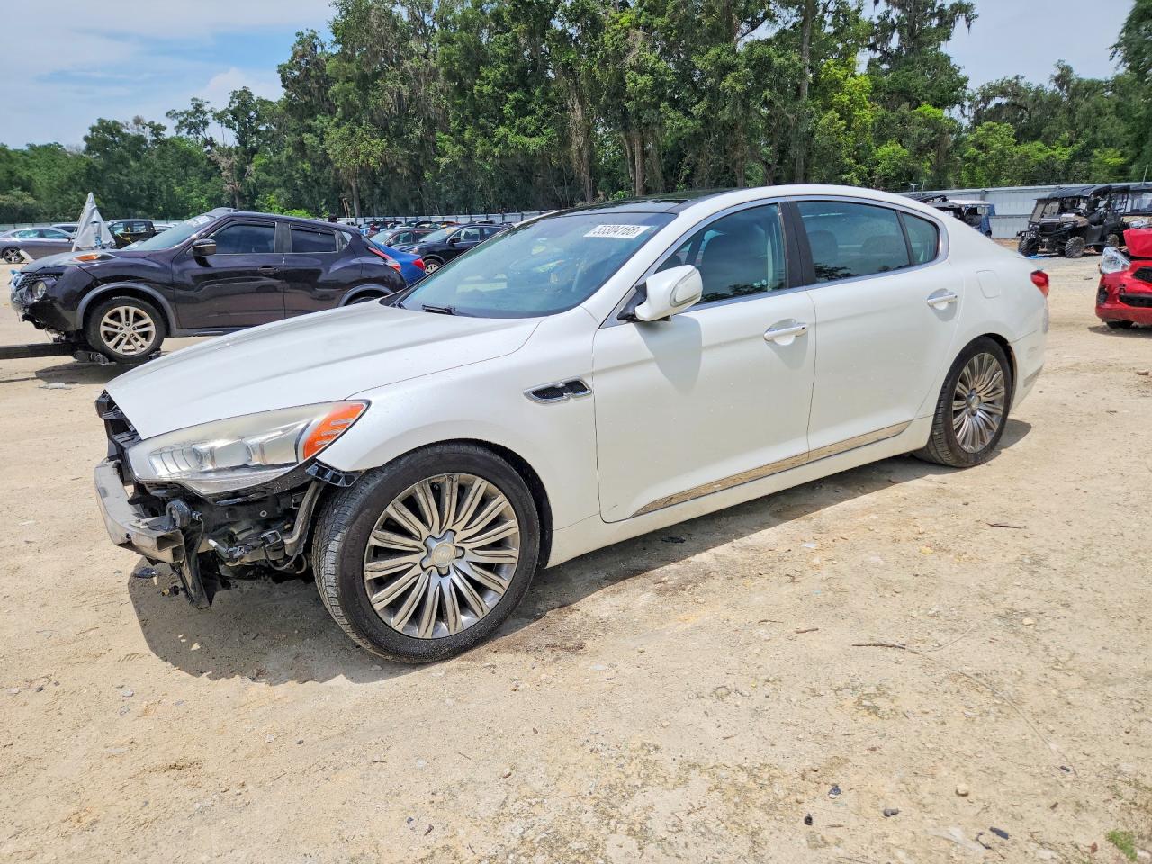 2015 Kia K900 Premium, VIN KNALU4D46F6024702 — Front end
