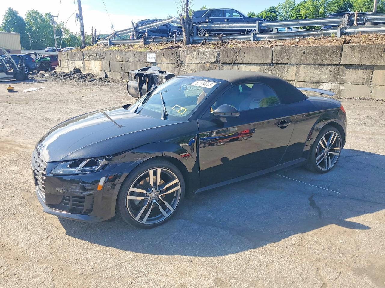 2016 Audi TT 2.0T, VIN TRUT5CFV2G1021526 — Перед
