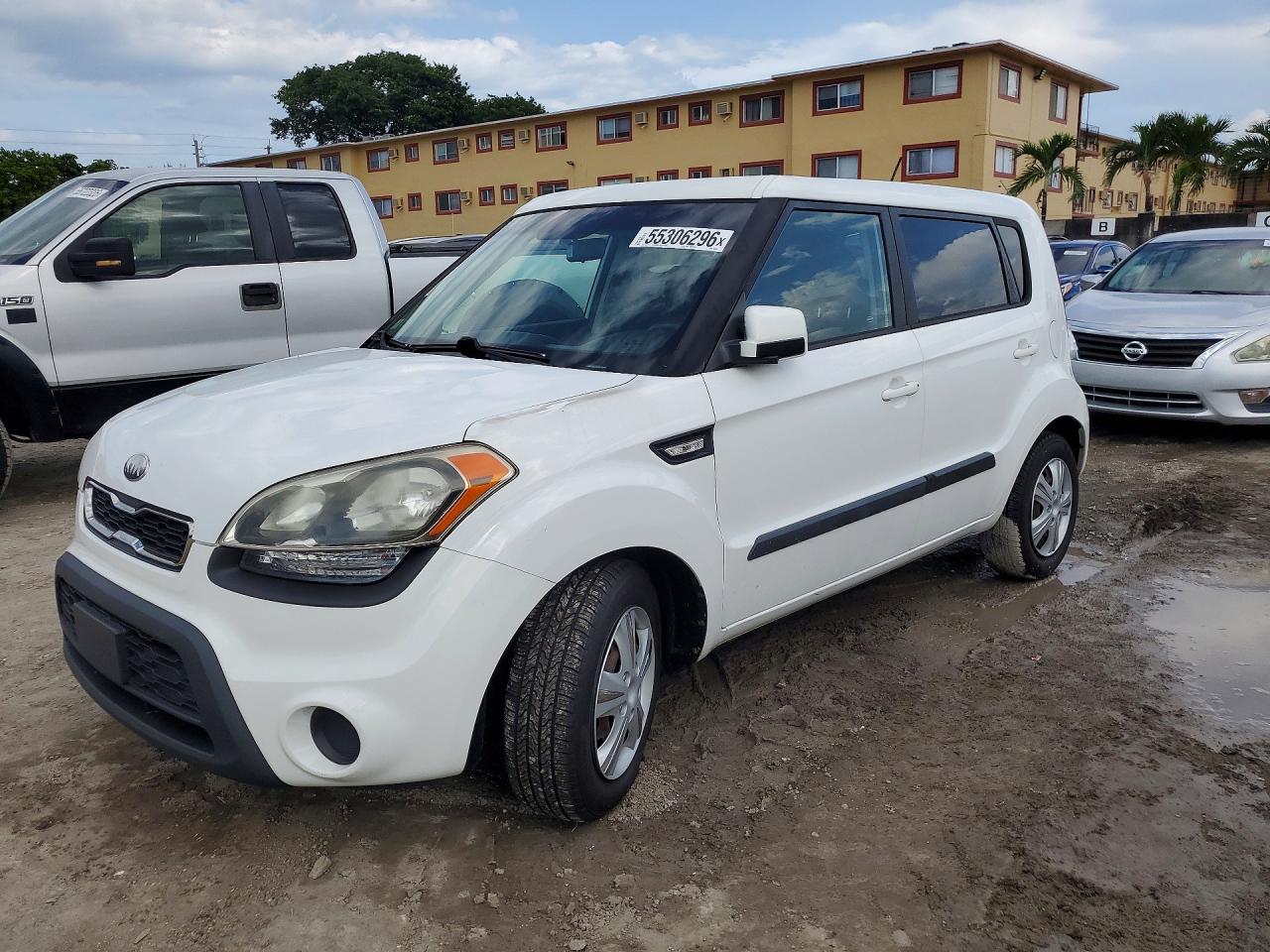 2013 Kia Soul, VIN KNDJT2A53D7760504 — Minor dents and scratches