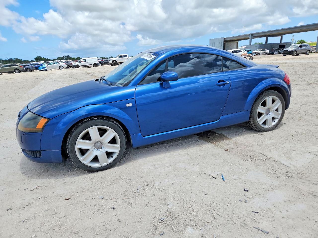 2003 Audi TT, VIN TRUSC28N631010399 — Front end