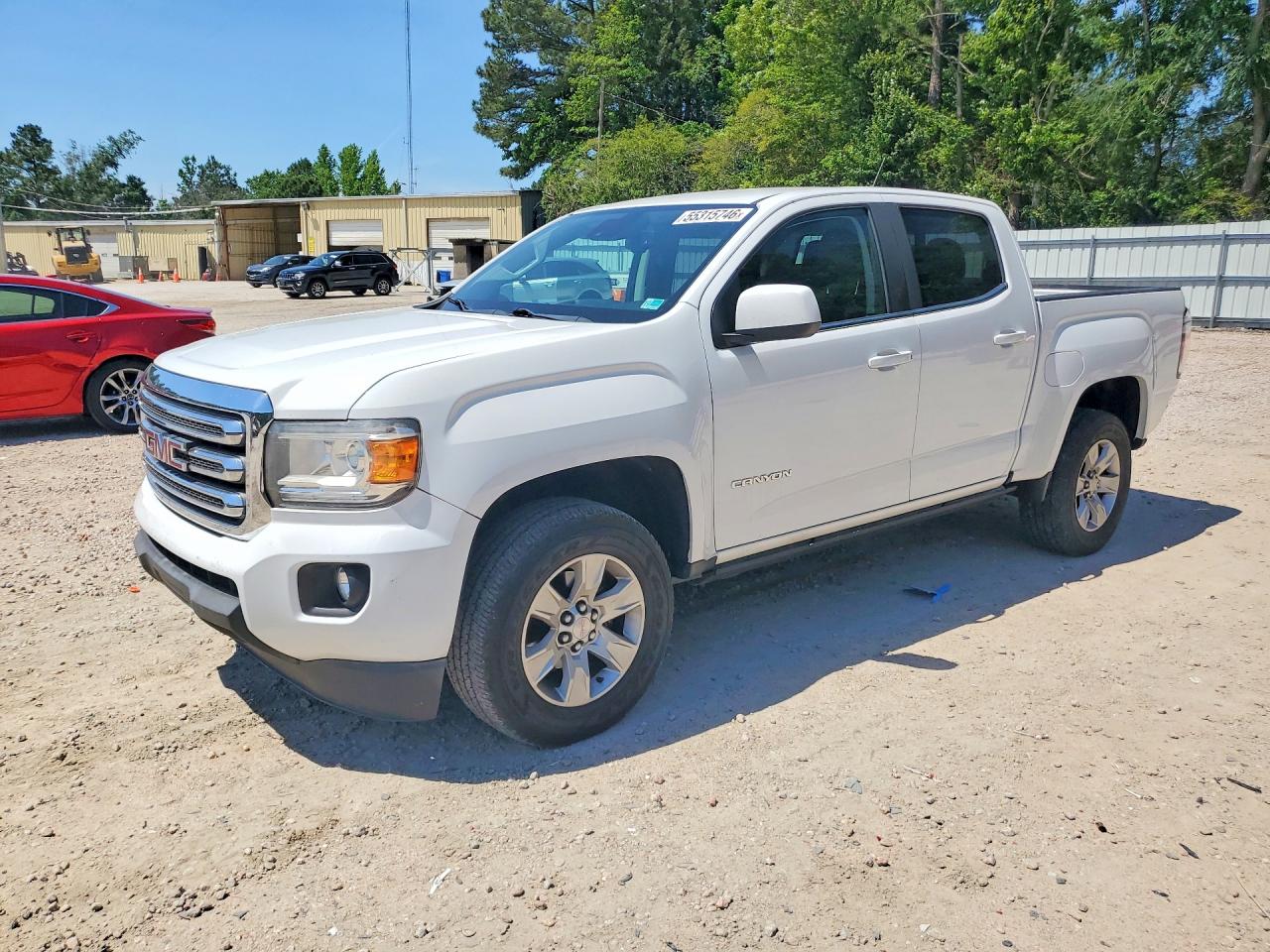 2018 GMC Canyon 2WD SLE, VIN 1GTG5CEN4J1314915 — Minor dents and scratches
