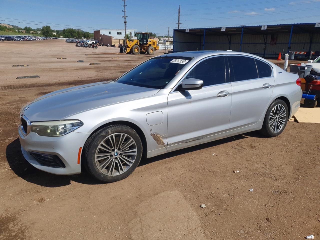 2018 BMW 5 Series 530e, VIN WBAJA9C54JB252883 — Side