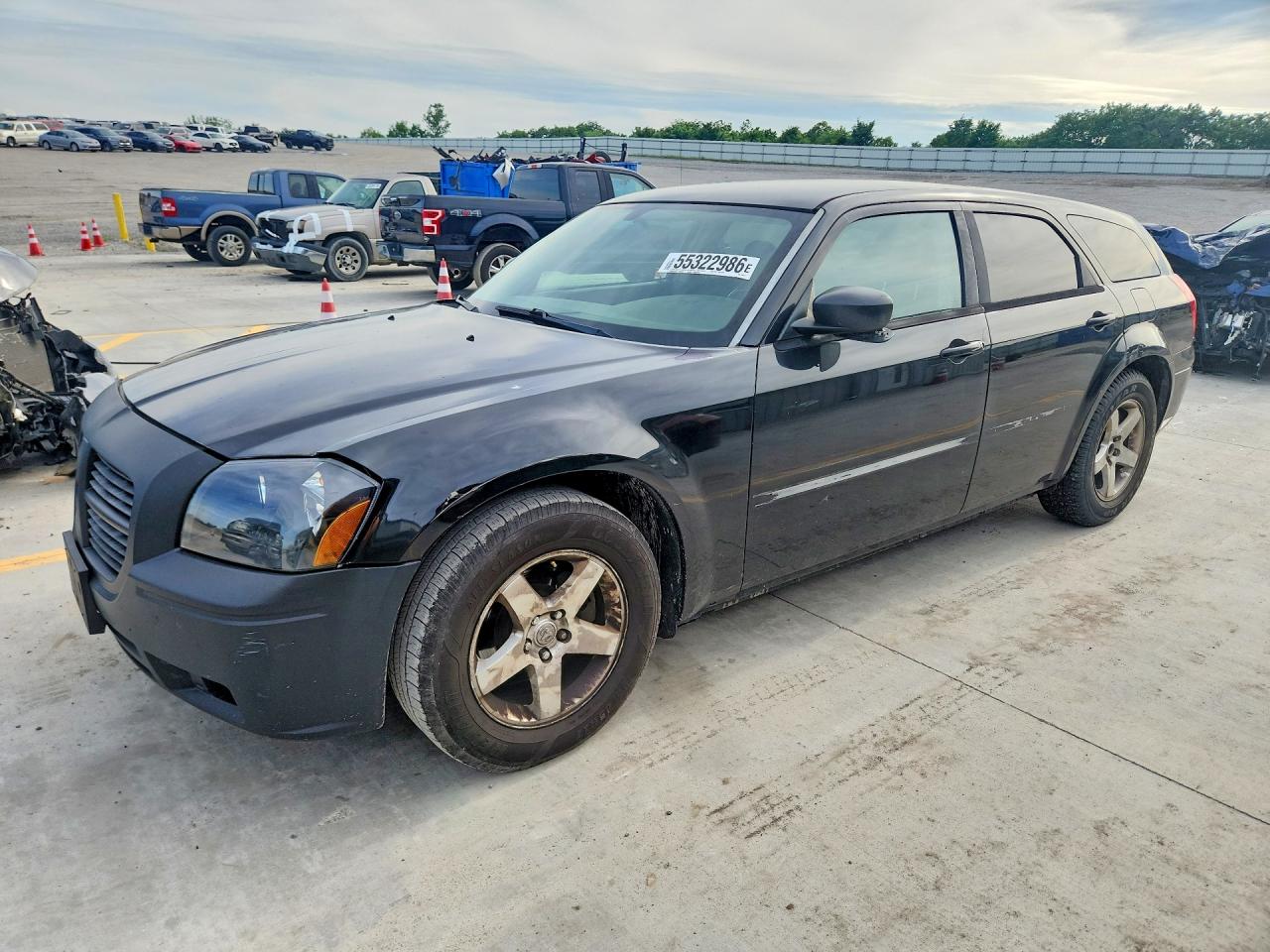 2005 Dodge Magnum SE, VIN 2D8FV48T85H693275 — Мелкие вмятины и царапины