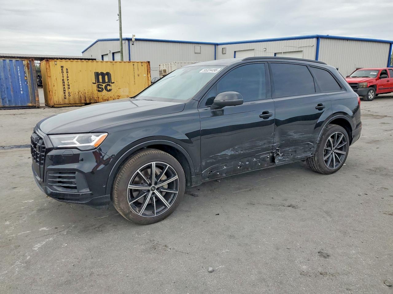 2023 Audi Q7 Prestige, VIN WA1VXBF77PD000415 — Бок