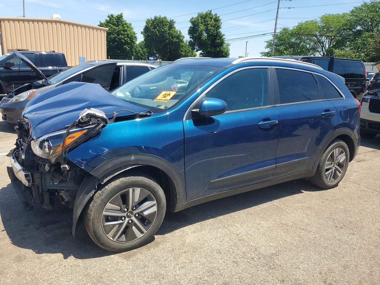 2020 Kia Niro LXS, VIN KNDCB3LC9L5448680 — Front end