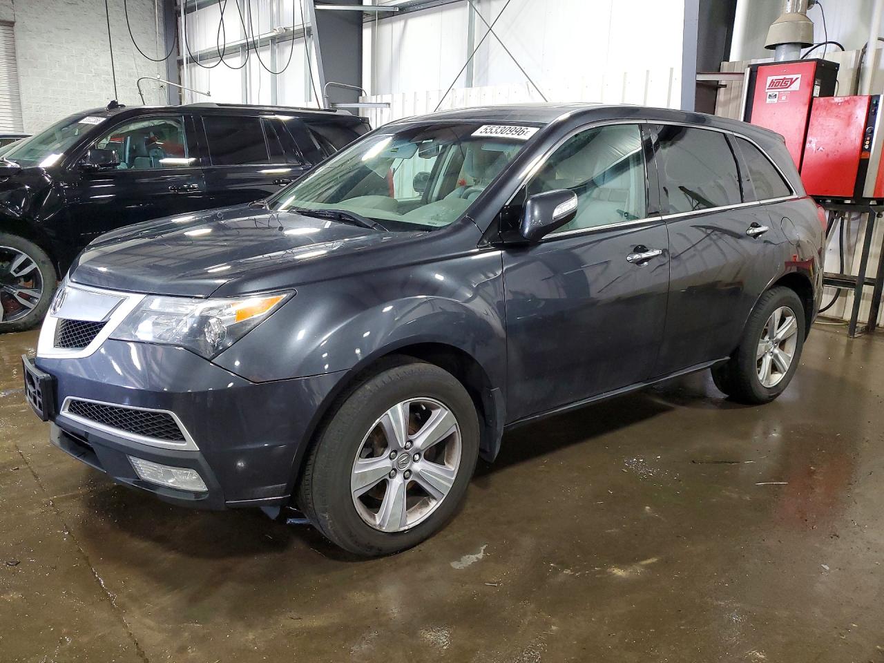 2013 Acura MDX Technology, VIN 2HNYD2H39DH520646 — Rear end