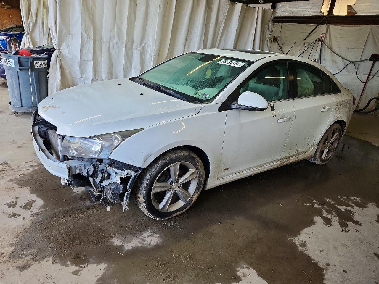 2014 Chevrolet Cruze 2LT, VIN 1G1PE5SB5E7412448 — Front end