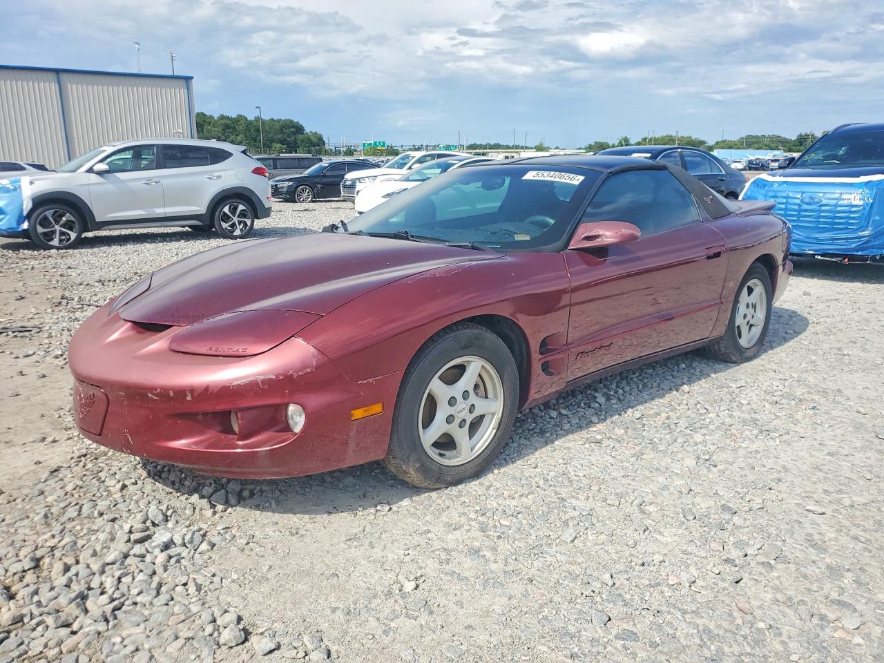 2001 Pontiac Firebird Firebird, VIN 2G2FS22K012126572 — Minor dents and scratches