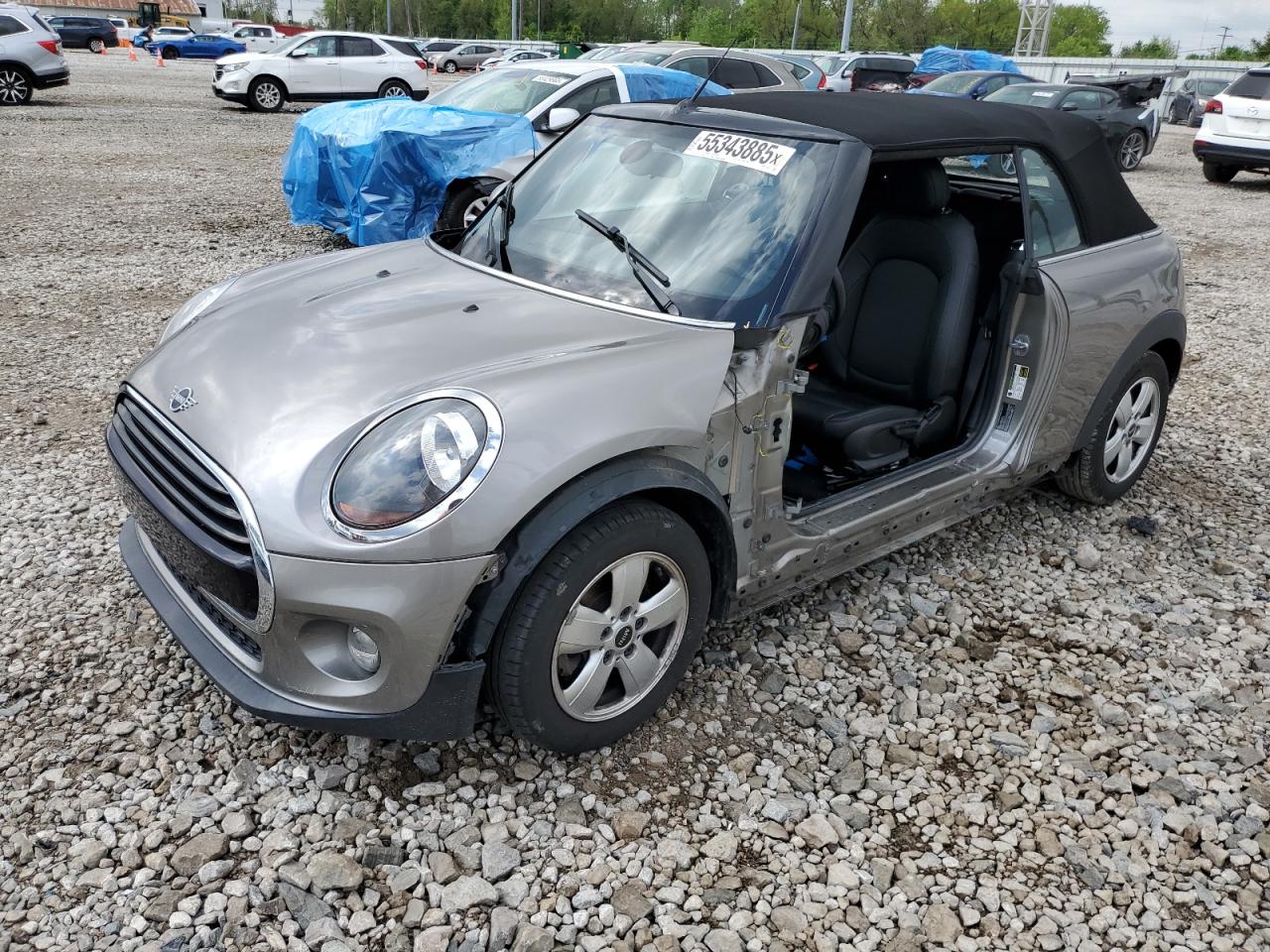 2019 MINI Convertible Cooper, VIN WMWWG5C55K3F79644 — Бок