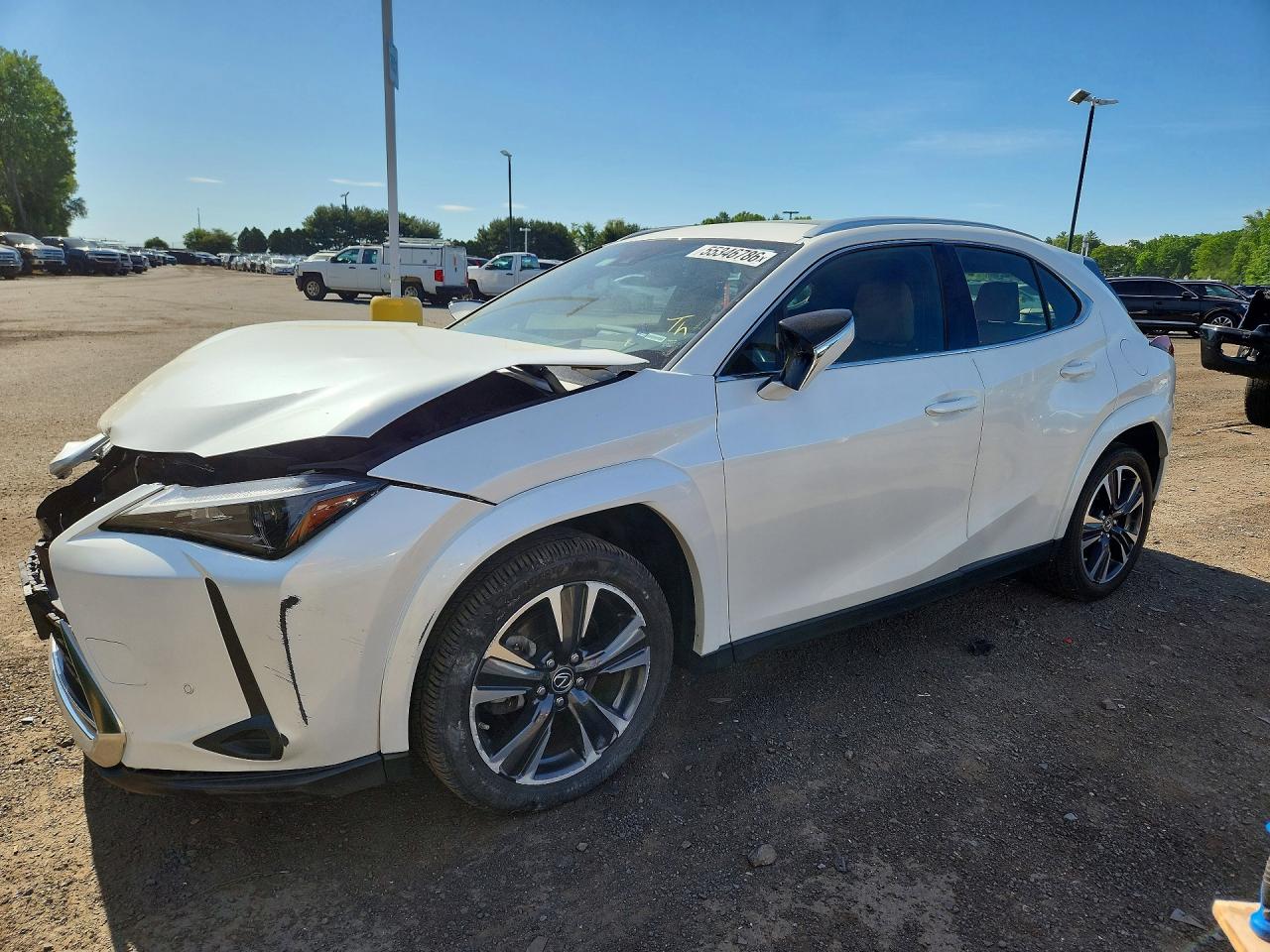2024 Lexus UX 250h Premium, VIN JTHP9JBH7R2079339 — Перед