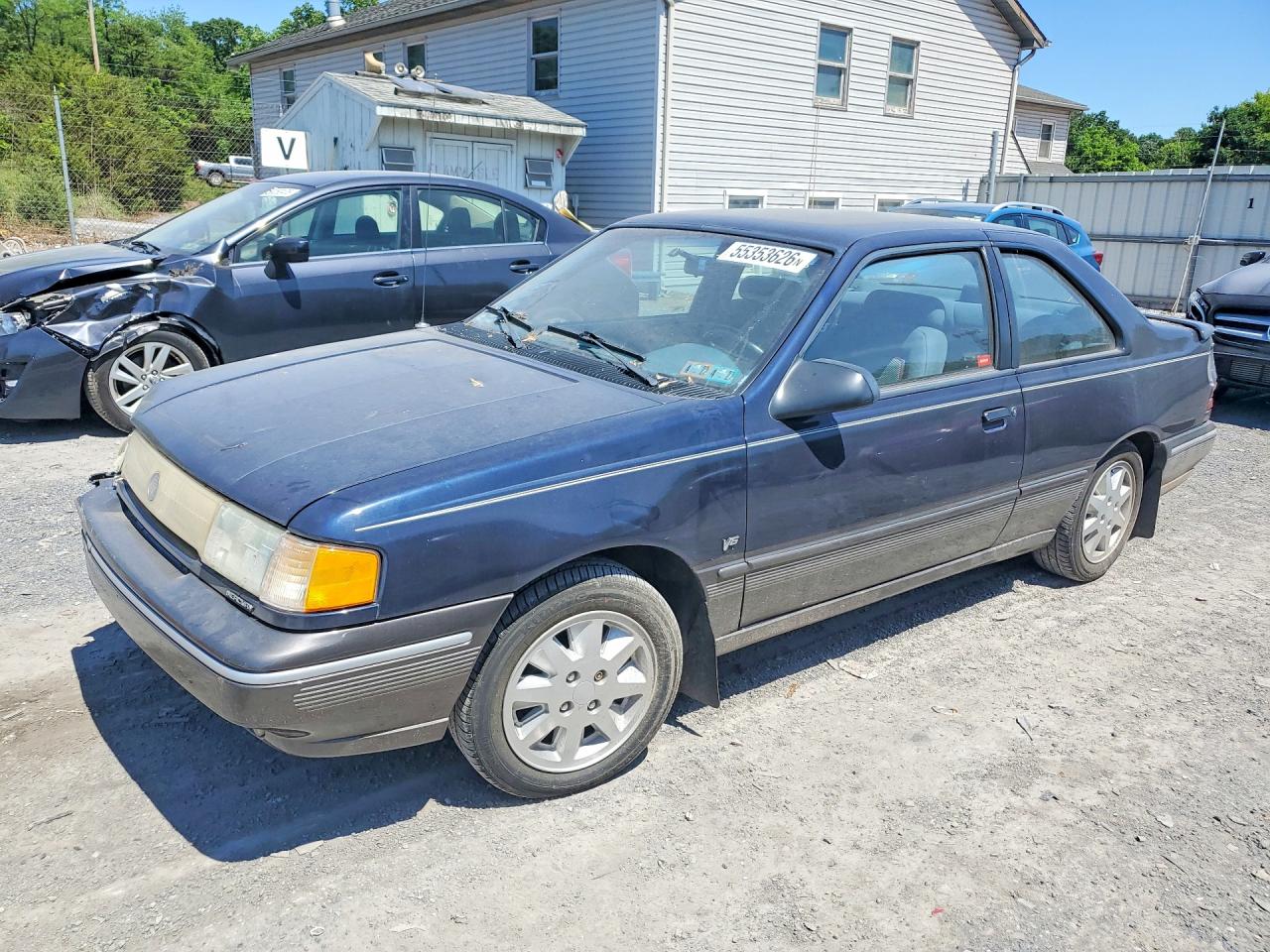 1992 Mercury Topaz, VIN 1MEPM33U6NK643238 — Бок