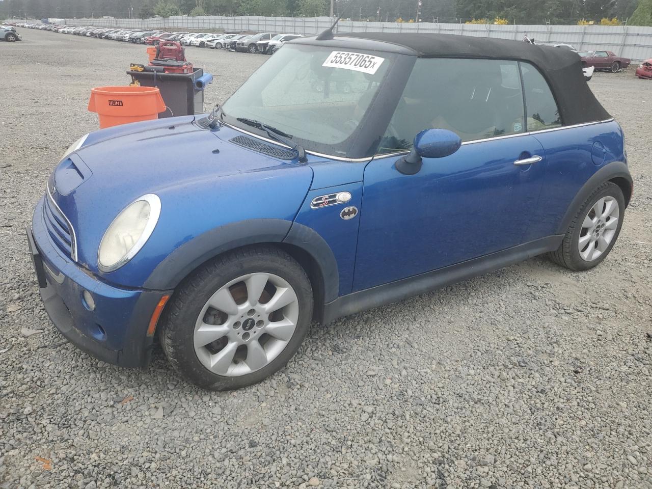 2006 MINI Convertible S, VIN WMWRH335X6TJ42689 — Зад