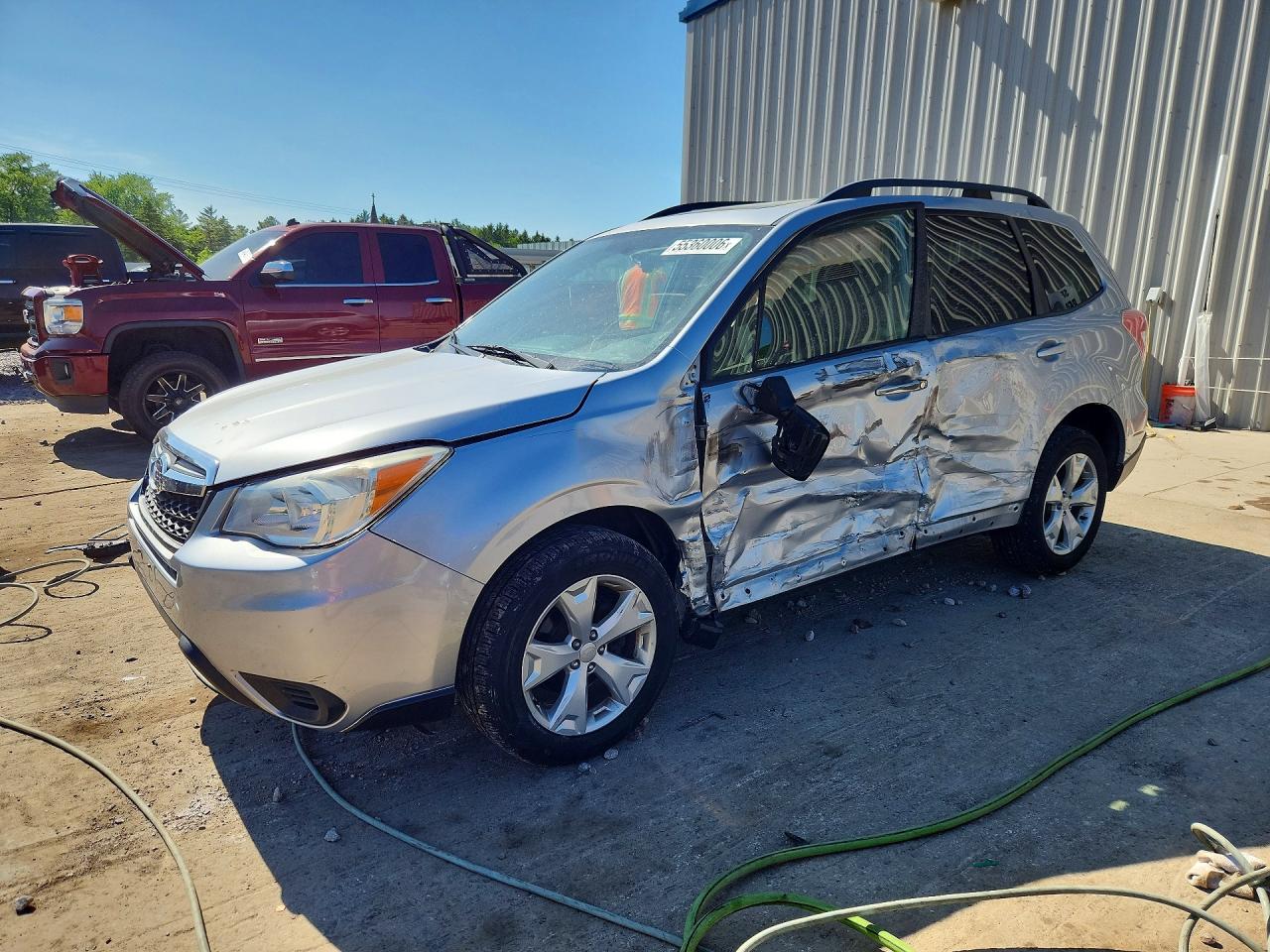 2015 Subaru Forester Premium, VIN JF2SJADC2FH489402 — Бок