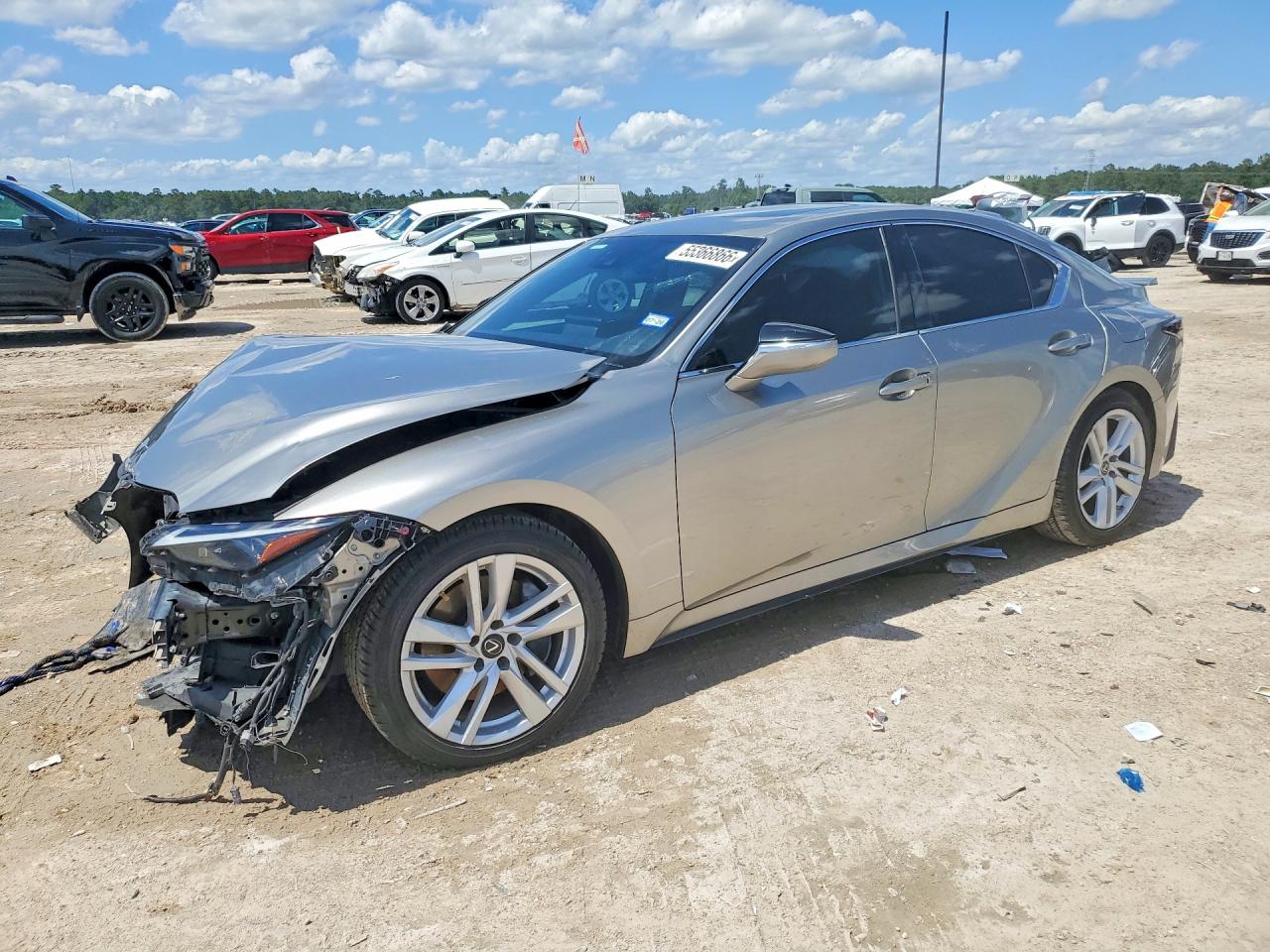 2021 Lexus IS 300, VIN JTHCA1D23M5115694 — Перед