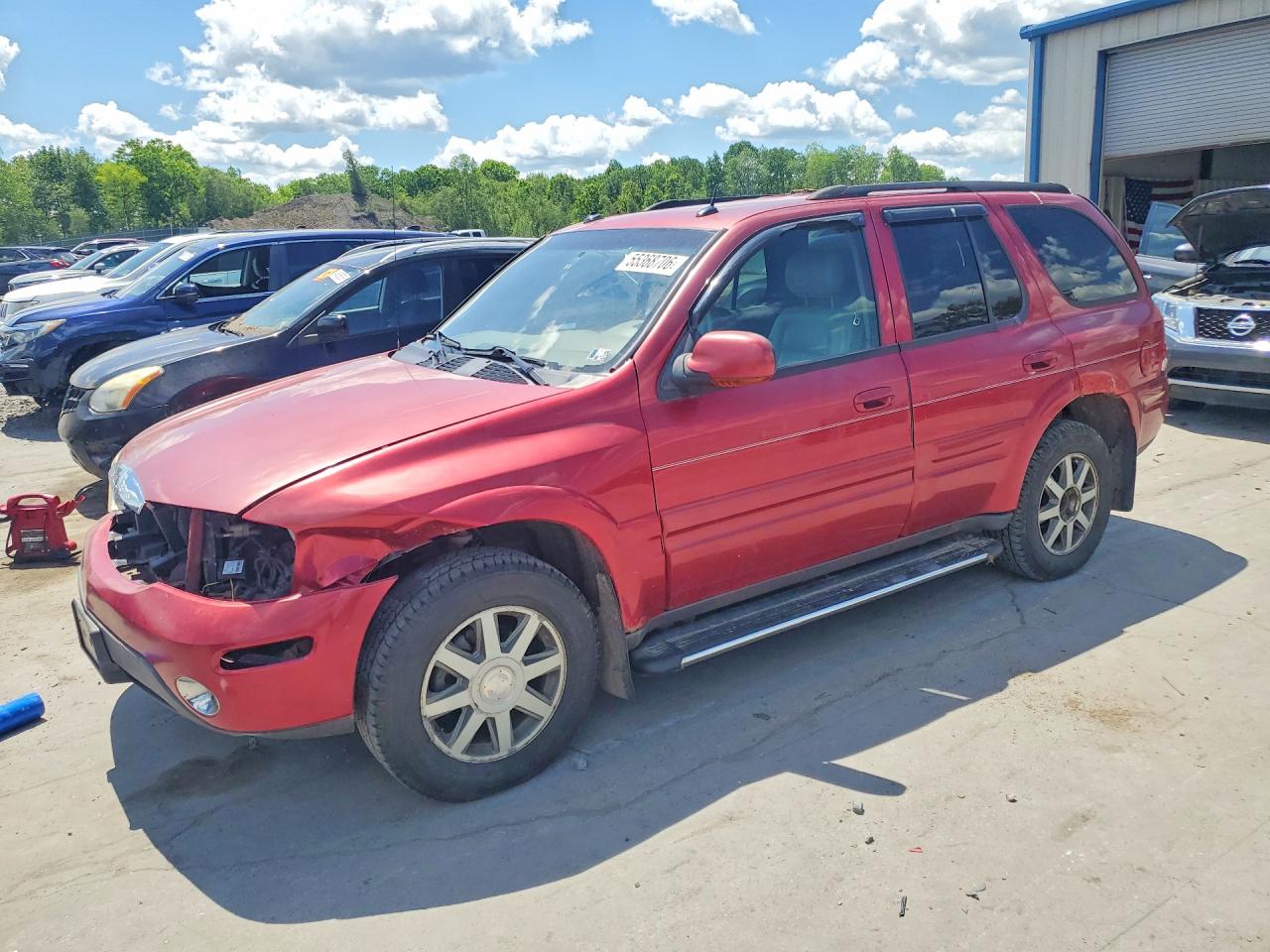 2004 Buick Rainier CXL, VIN 5GADT13S942185785 — Front end
