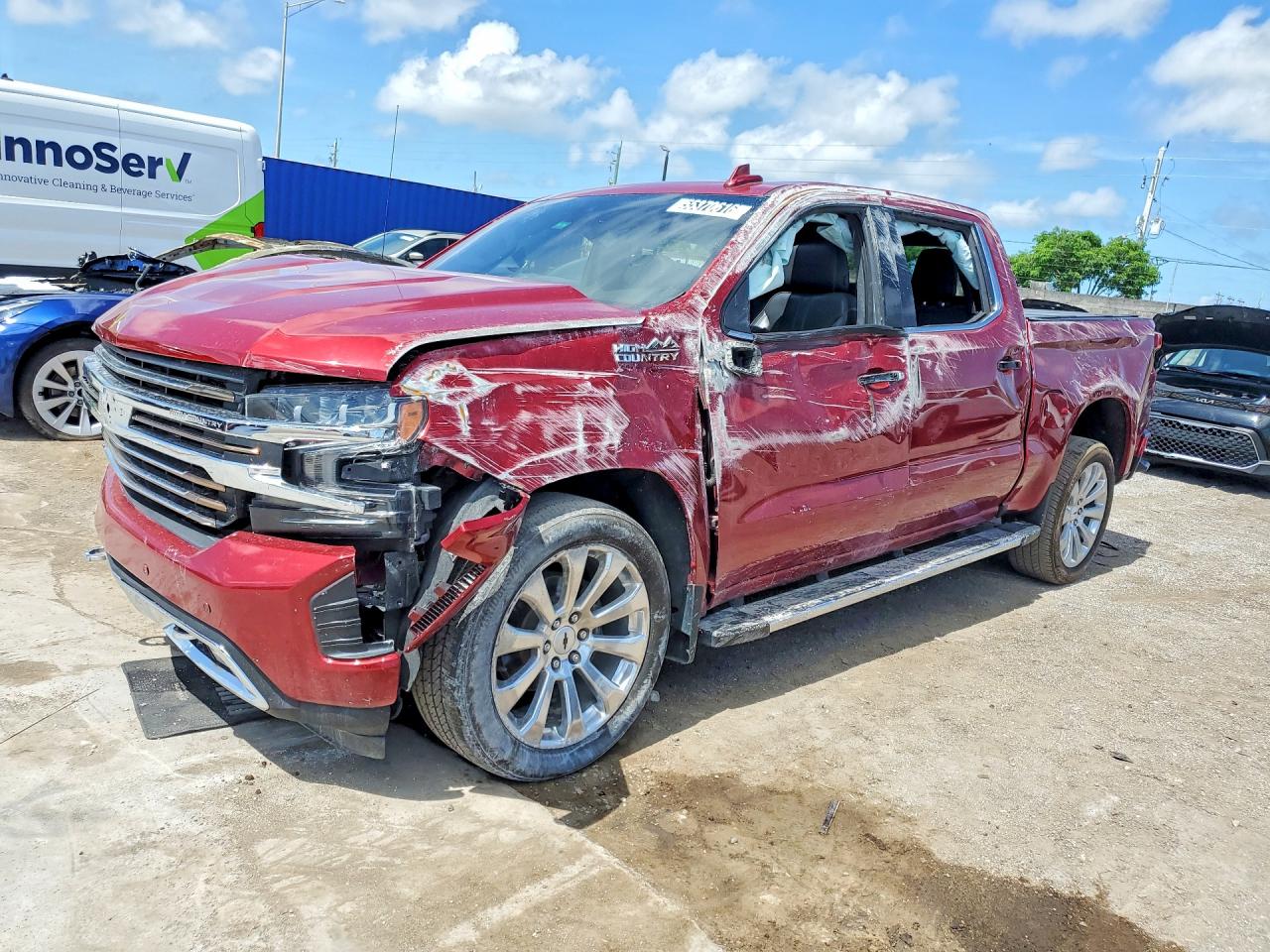 2020 Chevrolet Silverado 1500 High Country, VIN 3GCPWFED0LG213431 — Перед