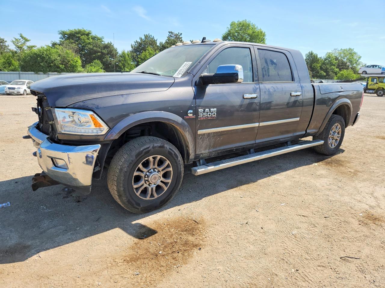 2017 Ram 3500 Laramie, VIN 3C63R3ML3HG651047 — Front end