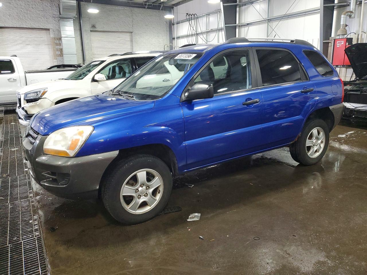 2008 Kia Sportage LX, VIN KNDJF724387464964 — Front end