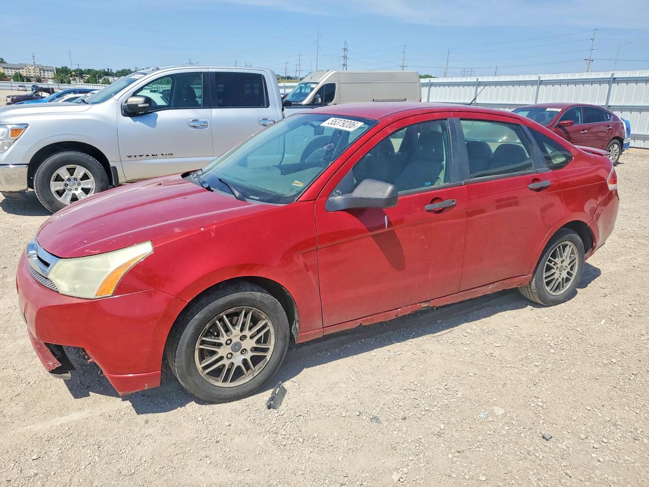 2010 Ford Focus SE, VIN 1FAHP3FN1AW207245 — Front end