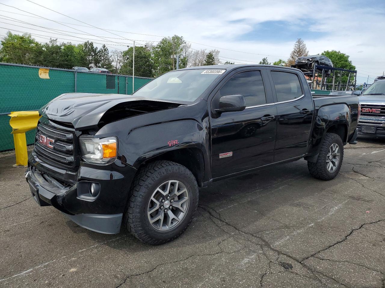 2018 GMC Canyon 4WD SLE, VIN 1GTG6CEN4J1296977 — Front end