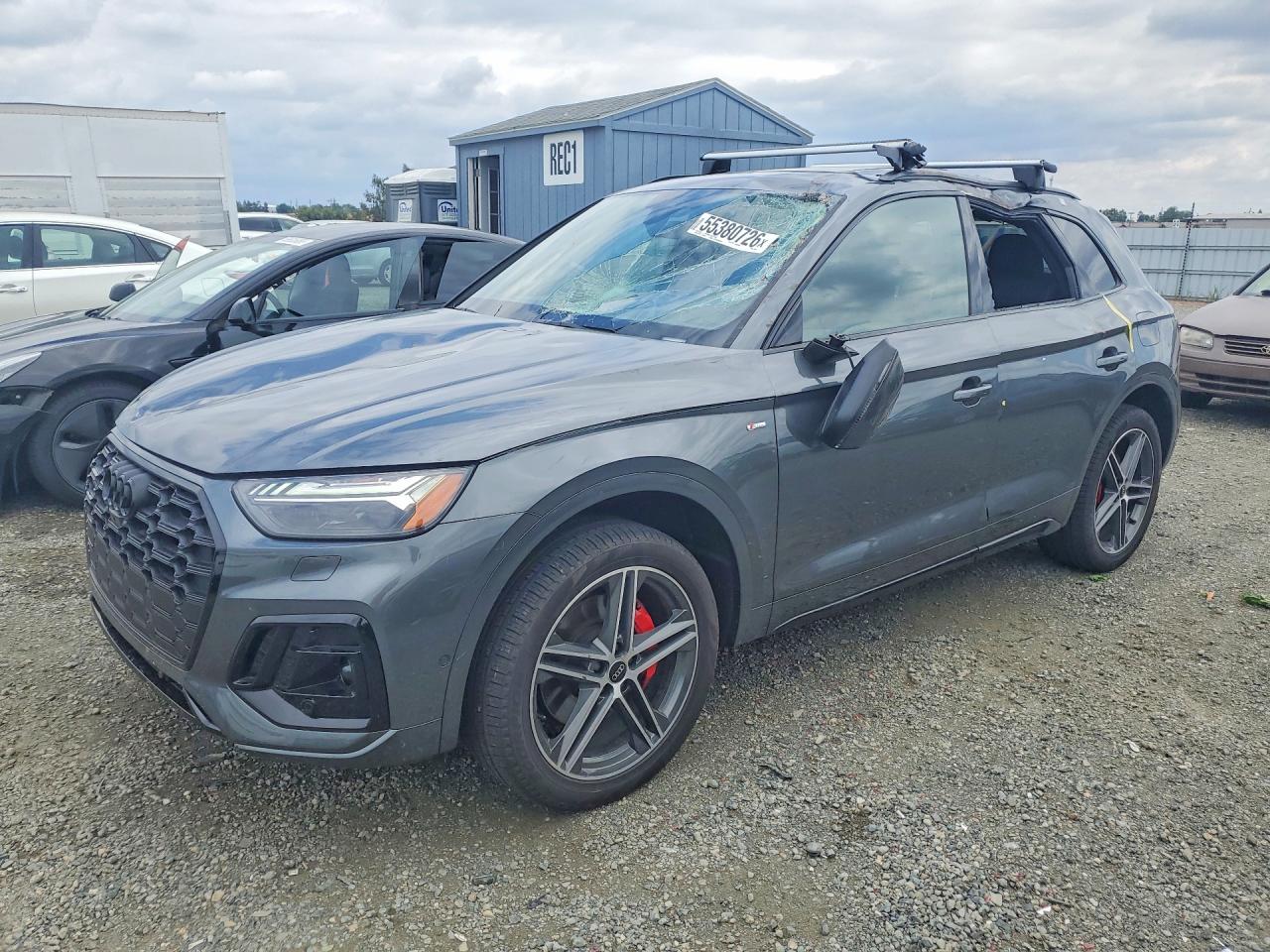 2024 Audi Q5 S line Prestige, VIN WA1F2AFY7R2105444 — Roof