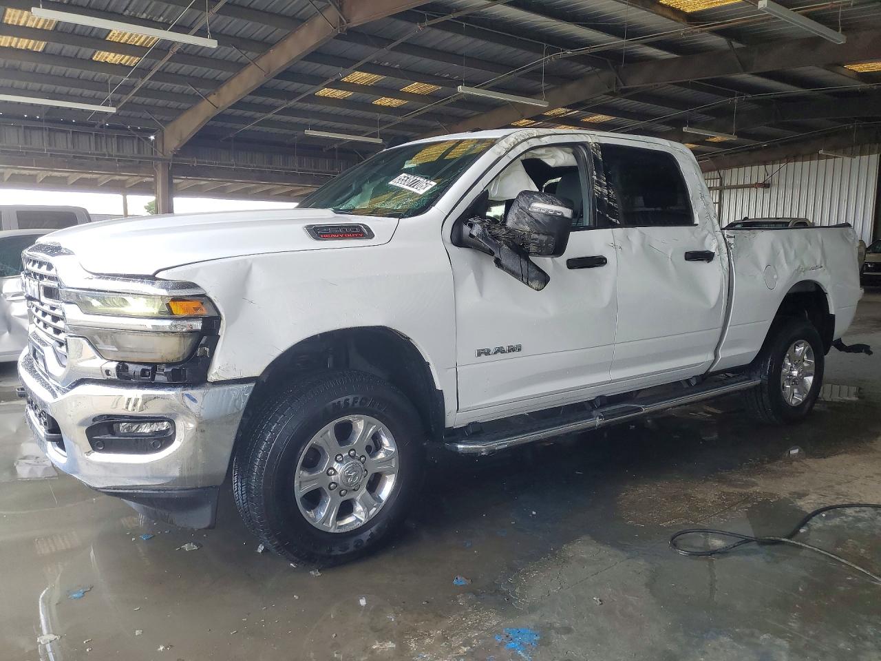 2026 Ram 2500 Big Horn, VIN 3C6UR5DJ2TG235918 — Rollover