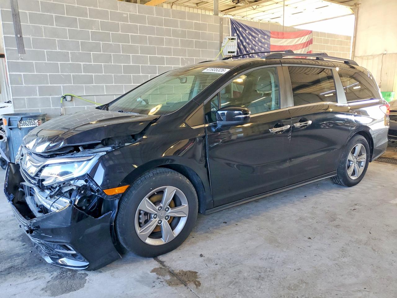 2020 Honda Odyssey EX-L, VIN 5FNRL6H71LB063228 — Front end